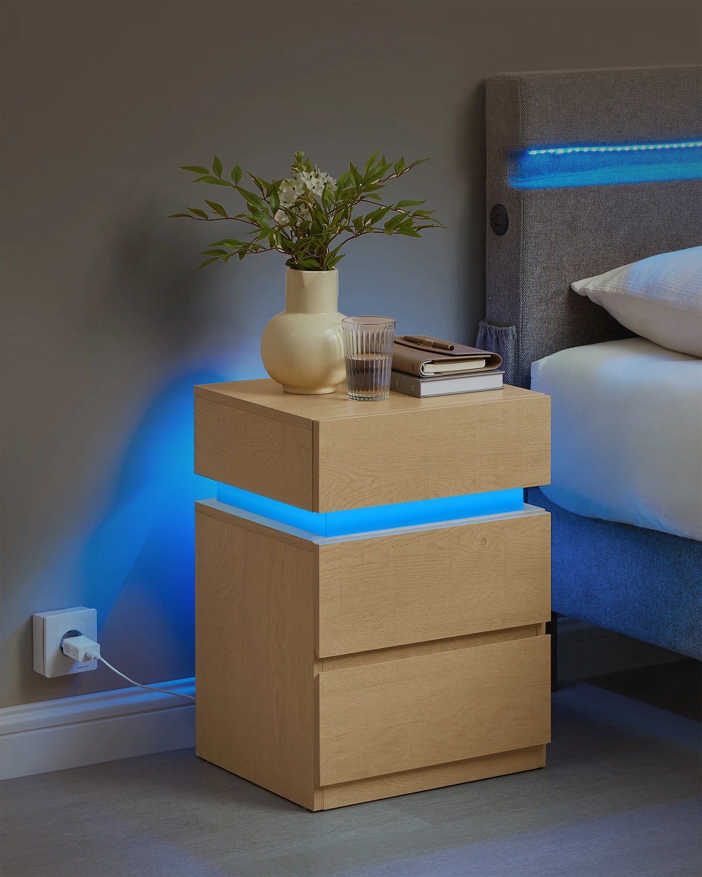 Nachttisch (1-St), mit LED-Beleuchtung, einstellbare Farben