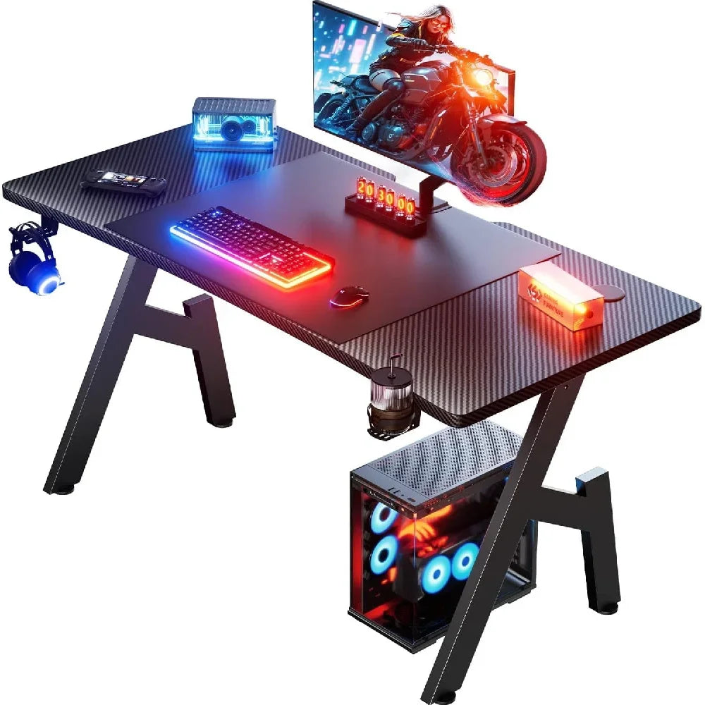 Gaming-Schreibtisch mit Carbon